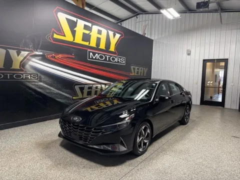 Black 2022 Hyundai Elantra SEL for sale in Mayfield, KY