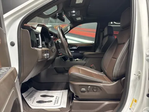 More photos of 2022 GMC Sierra 1500 Denali at Seay Motors, KY