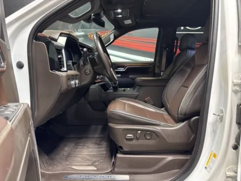 More photos of 2022 GMC Sierra 1500 Denali at Seay Motors, KY