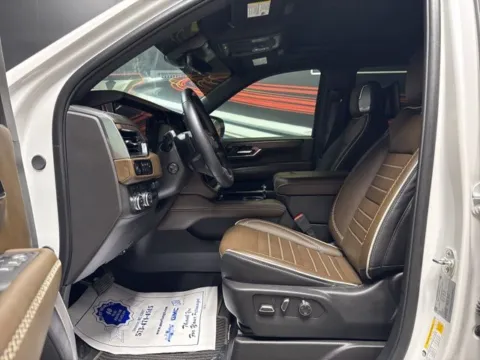 More photos of 2025 GMC Yukon XL Denali Ultimate at Seay Motors, KY