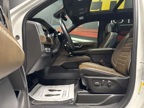 More photos of 2025 GMC Yukon XL Denali Ultimate at Seay Motors, KY