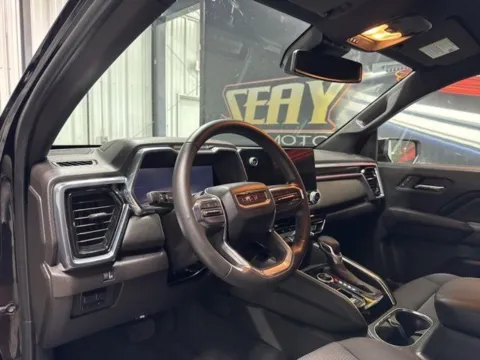 More photos of 2025 GMC Canyon Elevation at Seay Motors, KY