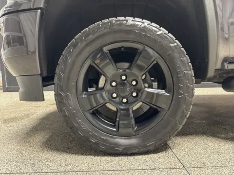 More photos of 2016 GMC Sierra 1500 at Seay Motors, KY