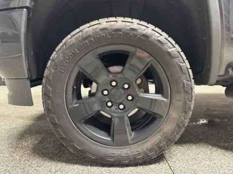 Another view of 2016 GMC Sierra 1500 for sale in Mayfield, KY at Seay Motors