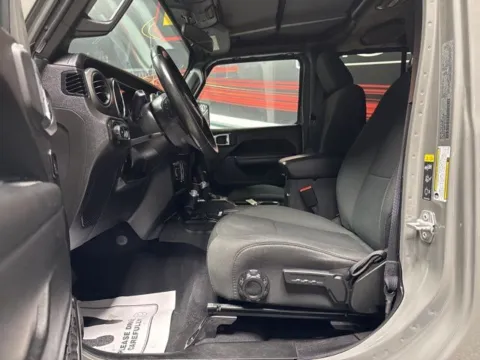 More photos of 2022 Jeep Wrangler Unlimited Sport S at Seay Motors, KY