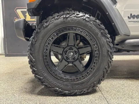 More photos of 2022 Jeep Wrangler Unlimited Sport S at Seay Motors, KY