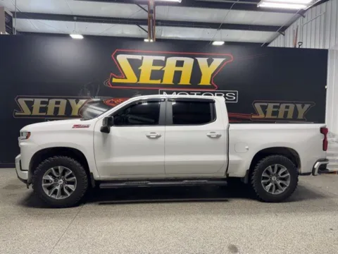 Photos of 2019 Chevrolet Silverado 1500 RST for sale in Mayfield, KY at Seay Motors