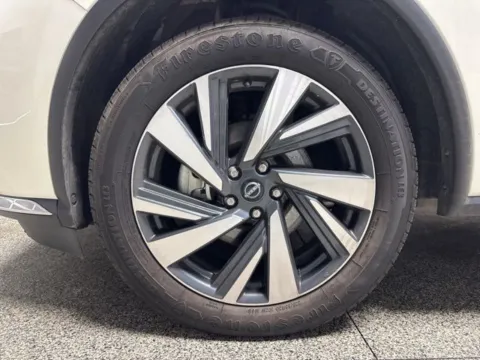 Another view of 2024 Nissan Murano SL for sale in Mayfield, KY at Seay Motors