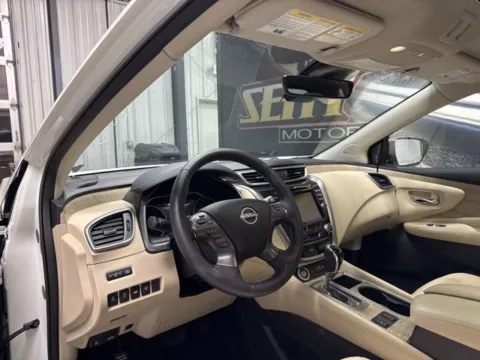 More photos of 2024 Nissan Murano SL at Seay Motors, KY