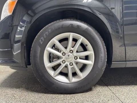 Another view of 2019 Dodge Grand Caravan SXT for sale in Mayfield, KY at Seay Motors