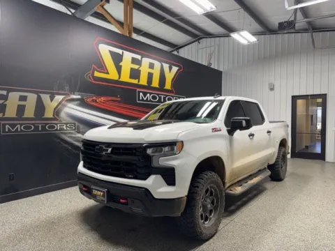 White 2022 Chevrolet Silverado 1500 LT Trail Boss for sale in Mayfield, KY