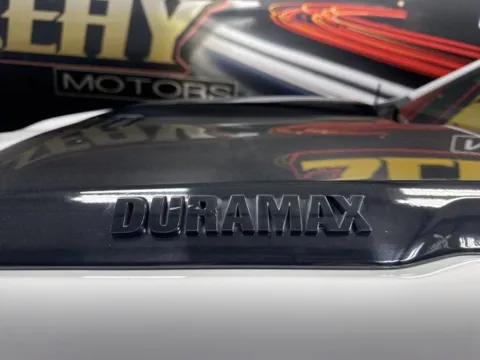 More photos of 2022 Chevrolet Silverado 1500 LT Trail Boss at Seay Motors, KY