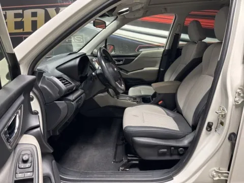 More photos of 2022 Subaru Forester Premium at Seay Motors, KY