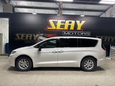 Photos of 2024 Chrysler Pacifica Touring L for sale in Mayfield, KY at Seay Motors
