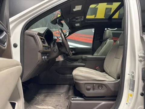 More photos of 2021 Chevrolet Tahoe Z71 at Seay Motors, KY