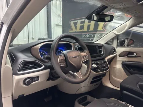 More photos of 2024 Chrysler Voyager LX at Seay Motors, KY