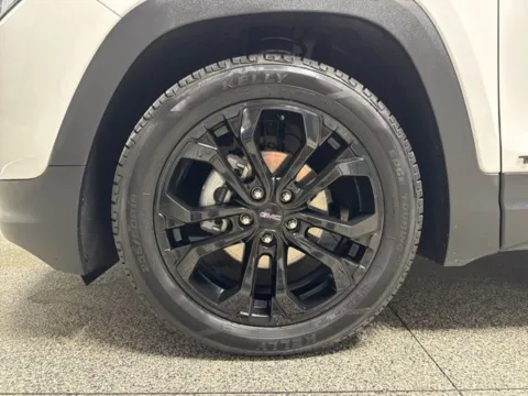 More photos of 2020 GMC Terrain SLE at Seay Motors, KY