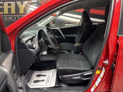 More photos of 2016 Toyota RAV4 LE at Seay Motors, KY