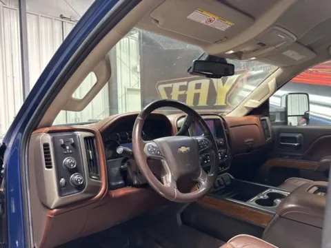 More photos of 2016 Chevrolet Silverado 3500HD High Country at Seay Motors, KY