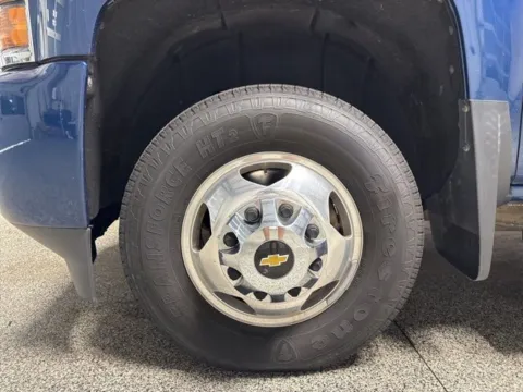 Another view of 2016 Chevrolet Silverado 3500HD High Country for sale in Mayfield, KY at Seay Motors