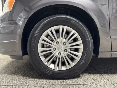 More photos of 2015 Chrysler Town & Country Touring-L at Seay Motors, KY