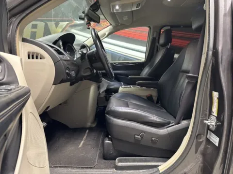 More photos of 2015 Chrysler Town & Country Touring-L at Seay Motors, KY