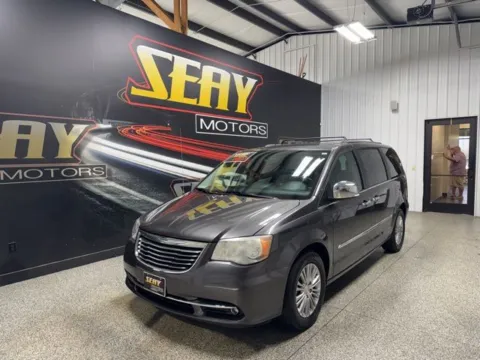 Gray 2015 Chrysler Town & Country Touring-L for sale in Mayfield, KY