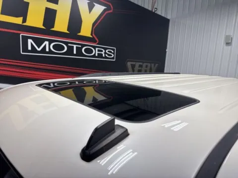 More photos of 2015 GMC Yukon SLT at Seay Motors, KY