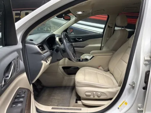 More photos of 2020 GMC Acadia Denali at Seay Motors, KY