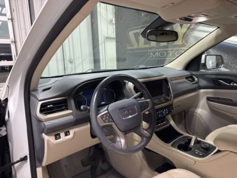 More photos of 2020 GMC Acadia Denali at Seay Motors, KY