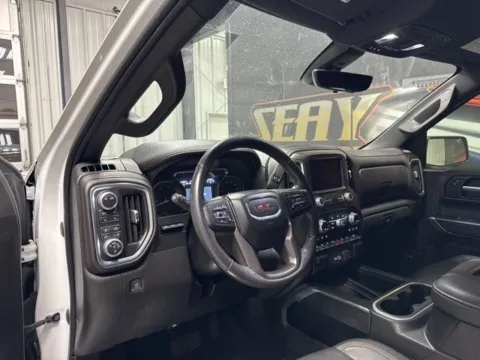 More photos of 2021 GMC Sierra 1500 AT4 at Seay Motors, KY