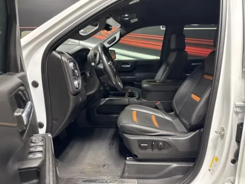 More photos of 2021 GMC Sierra 1500 AT4 at Seay Motors, KY