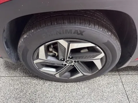 Another view of 2023 Hyundai Tucson Limited for sale in Mayfield, KY at Seay Motors