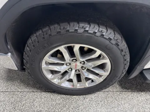 Another view of 2020 GMC Sierra 1500 SLT for sale in Mayfield, KY at Seay Motors