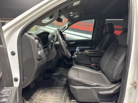 More photos of 2022 GMC Sierra 1500 Pro at Seay Motors, KY