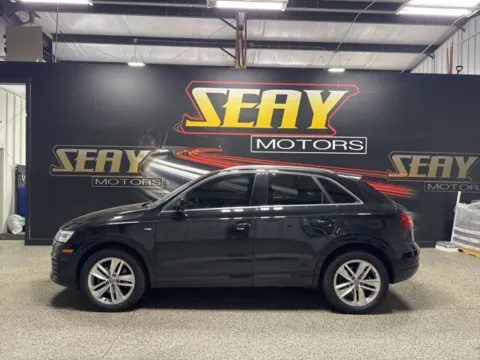 Photos of 2018 Audi Q3 2.0T Premium Plus for sale in Mayfield, KY at Seay Motors