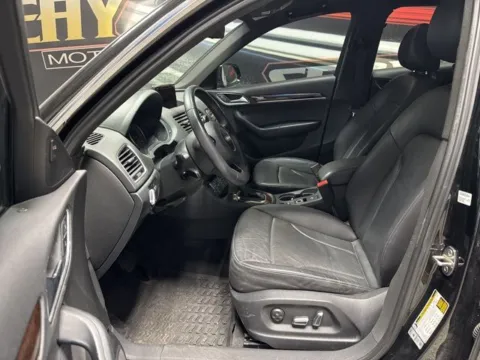 More photos of 2018 Audi Q3 2.0T Premium Plus at Seay Motors, KY
