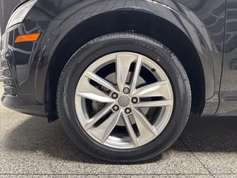 More photos of 2018 Audi Q3 2.0T Premium Plus at Seay Motors, KY