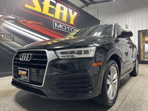Photos of 2018 Audi Q3 2.0T Premium Plus for sale in Mayfield, KY at Seay Motors