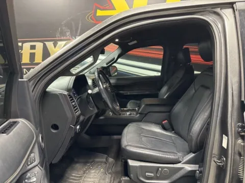 More photos of 2020 Ford Expedition Max Limited at Seay Motors, KY