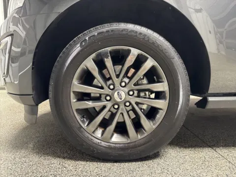 More photos of 2020 Ford Expedition Max Limited at Seay Motors, KY