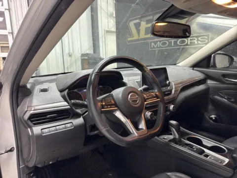 More photos of 2020 Nissan Altima 2.5 SL at Seay Motors, KY
