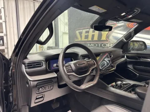 More photos of 2024 Jeep Wagoneer L Series II at Seay Motors, KY