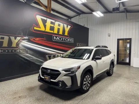 White 2024 Subaru Outback 2.5i for sale in Mayfield, KY