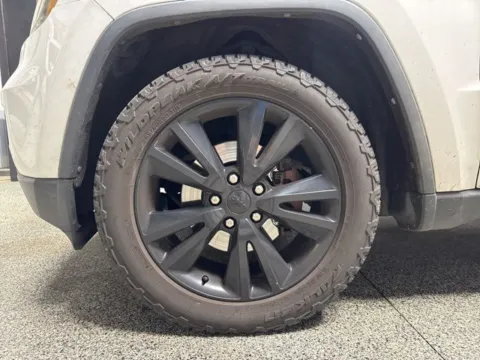 Another view of 2013 Jeep Grand Cherokee Laredo for sale in Mayfield, KY at Seay Motors