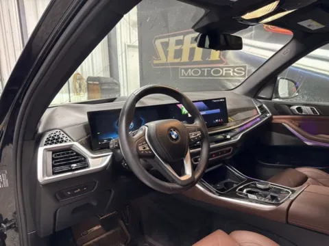 More photos of 2024 BMW X5 xDrive40i at Seay Motors, KY