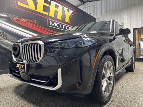 Photos of 2024 BMW X5 xDrive40i for sale in Mayfield, KY at Seay Motors