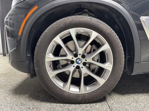 Another view of 2024 BMW X5 xDrive40i for sale in Mayfield, KY at Seay Motors