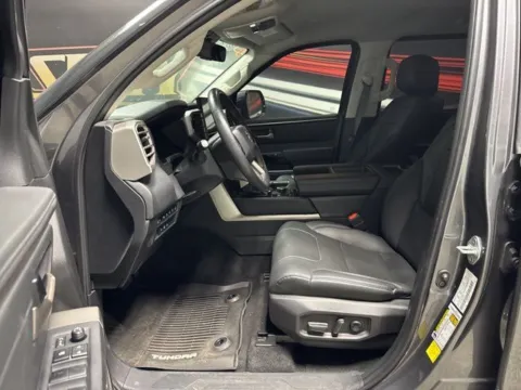 More photos of 2023 Toyota Tundra Hybrid Limited at Seay Motors, KY