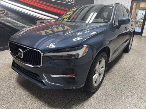 Photos of 2022 Volvo XC60 B5 Momentum for sale in Mayfield, KY at Seay Motors